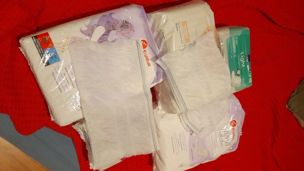 Kraamverband en netbroekjes, Diversen, Verpleegmiddelen, Ophalen of Verzenden, Nieuw