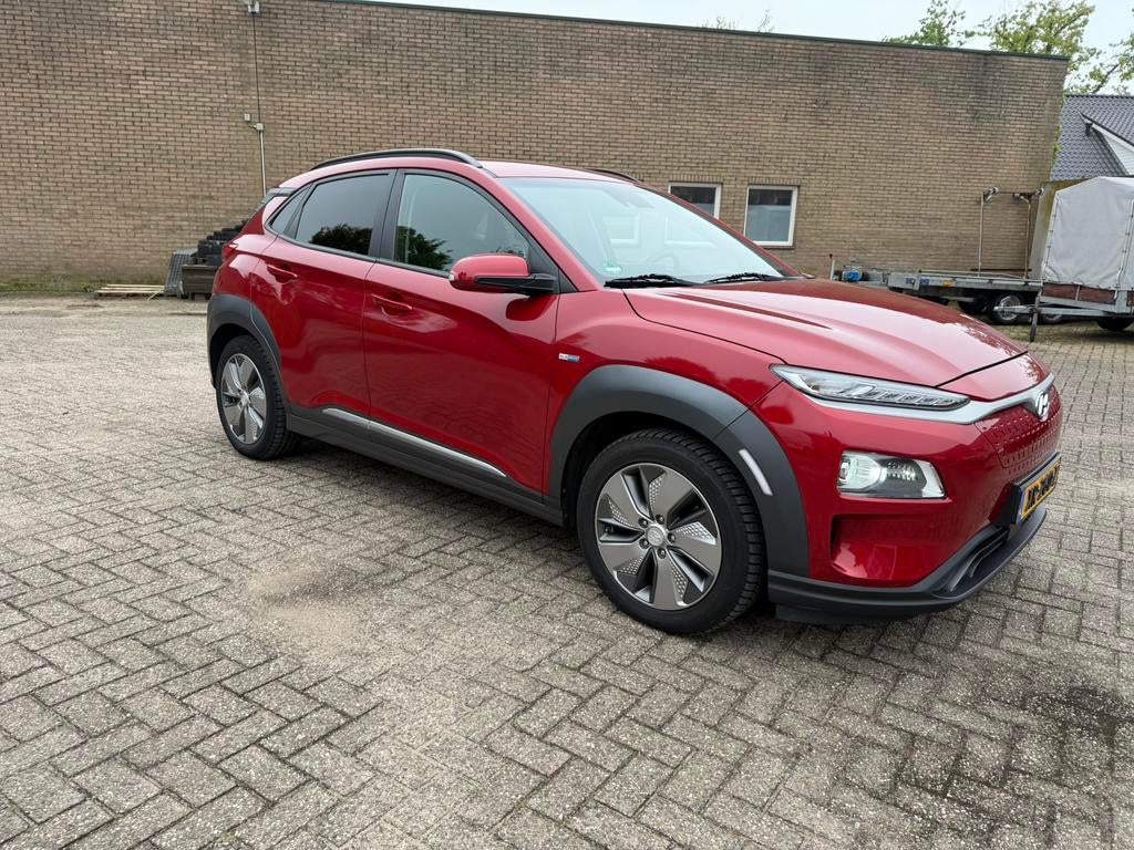 Hyundai Kona EV 204pk 64Kwh 2WD Aut. 2019 Rood, Auto's, Hyundai, Particulier, Kona, ABS, Achteruitrijcamera, Adaptieve lichten
