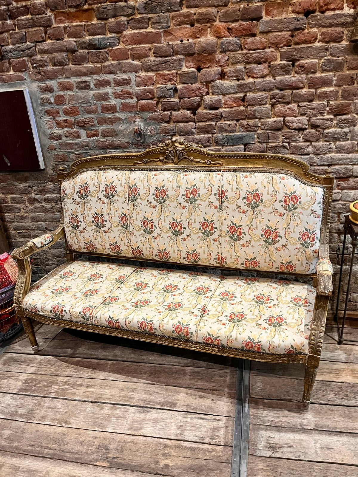 Antieke Franse Louis XV Stijl Bank met Bloemmotief, Ophalen