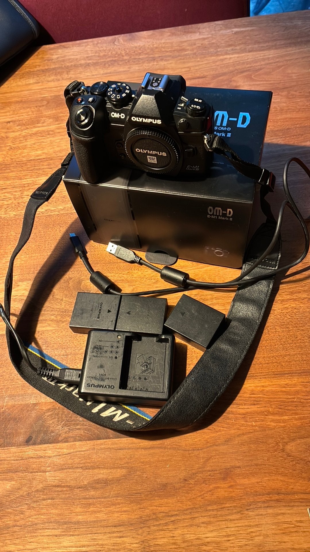 Olympus OM-D E-M1 Mark III, Ophalen of Verzenden, Zo goed als nieuw, Olympus, Systeemcamera