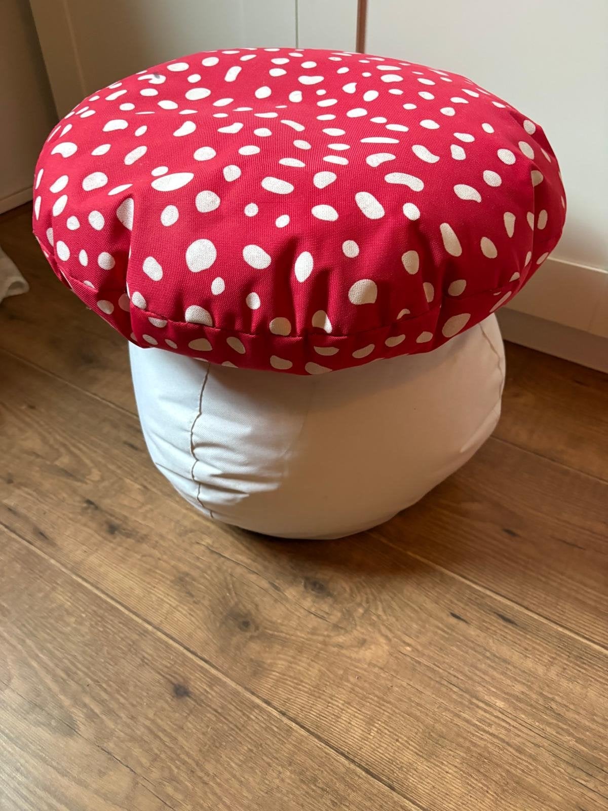 Efteling paddestoel poef - Decoratieve zitplek, Minder dan 50 cm, Gebruikt, Rond, Ophalen of Verzenden