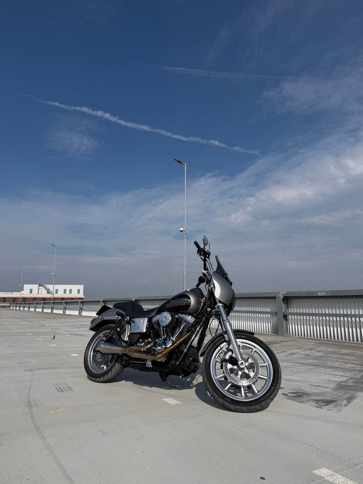 Harley-Davidson Low Rider 103 | 111 PK | Öhlins | Thrashin, 2 cilinders, Occasion, ABS, Particulier