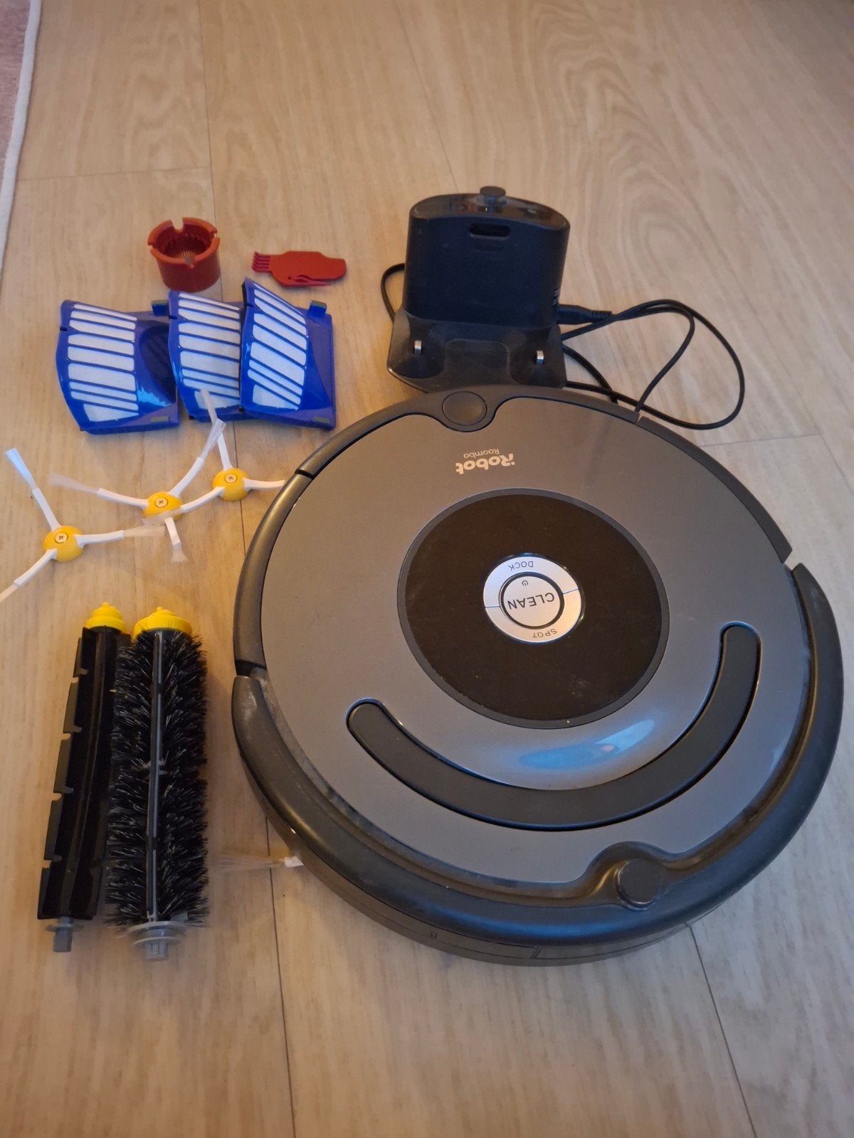 Roomba stofzuiger incl. Extra accessoires, Ophalen of Verzenden, Zo goed als nieuw, Robotstofzuiger