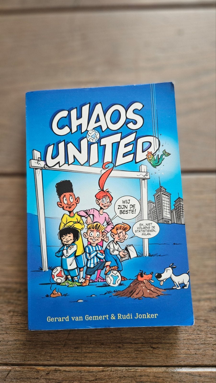 Chaos United - Gerard van Gemert & Rudi Jonker, Ophalen of Verzenden, Gelezen, Gerard van Gemert & Rudi Jonker, Fictie algemeen