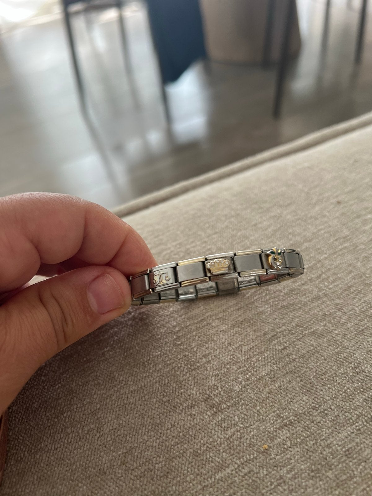 armband met bedels - RVS en goudkleurig, Sieraden, Tassen en Uiterlijk, Gebruikt, Staal, Ophalen of Verzenden, Met bedels of kralen