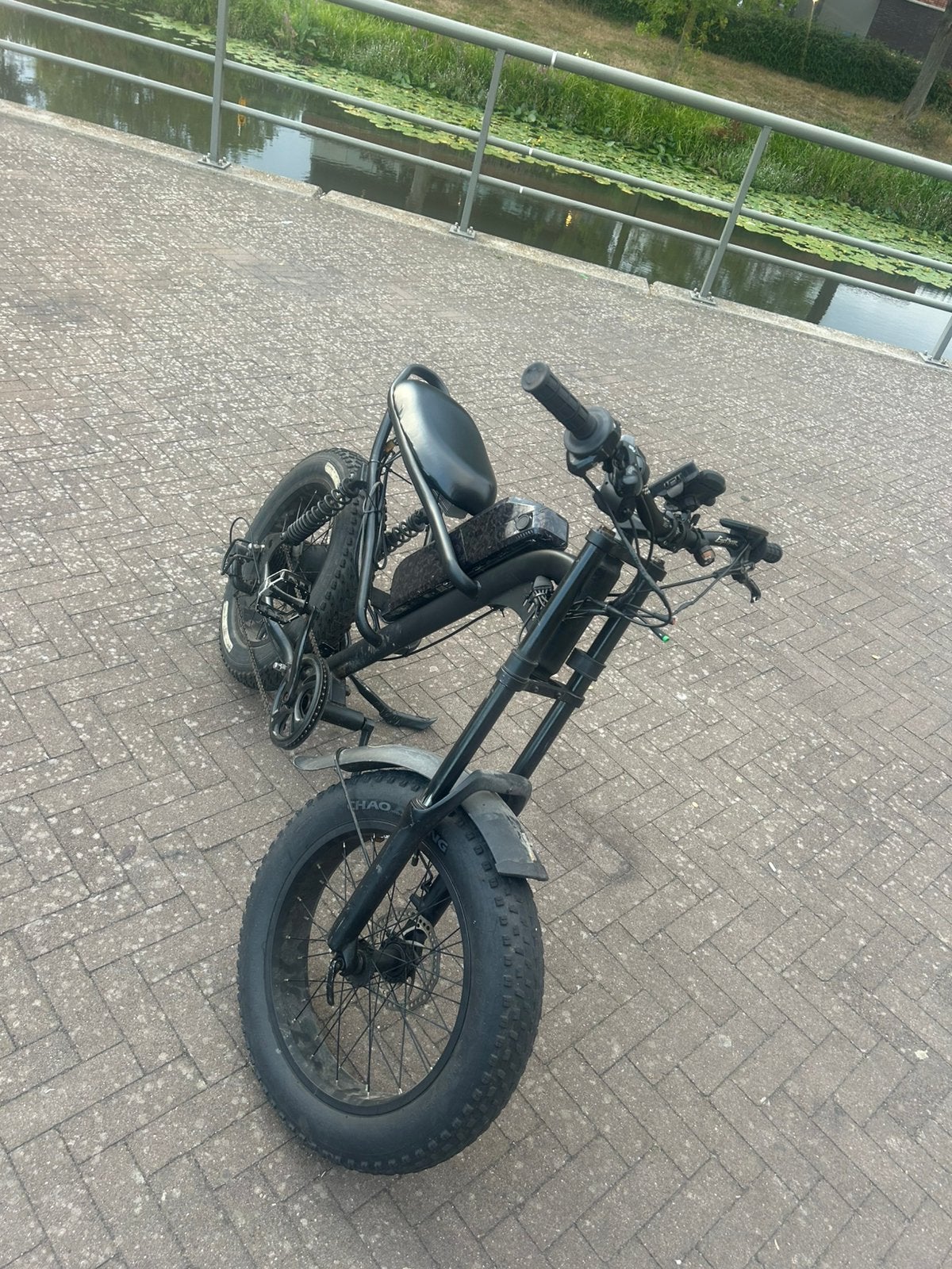 Fatbike z8, Fietsen en Brommers, Ophalen of Verzenden, Zo goed als nieuw