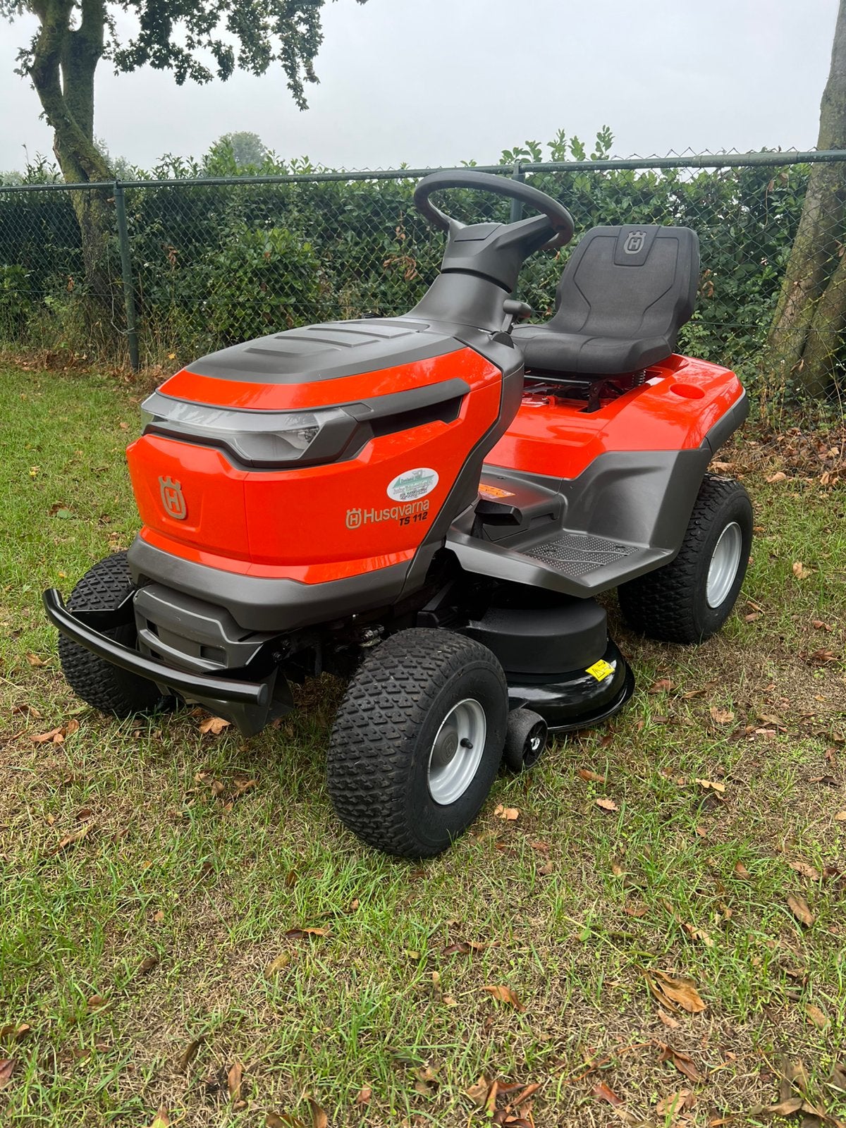 ZGAN Husqvarna TS112 zitmaaier, bj2024, 28uur 12pk, Elektrische starter, Zweden, Ophalen of Verzenden, 90 tot 120 cm
