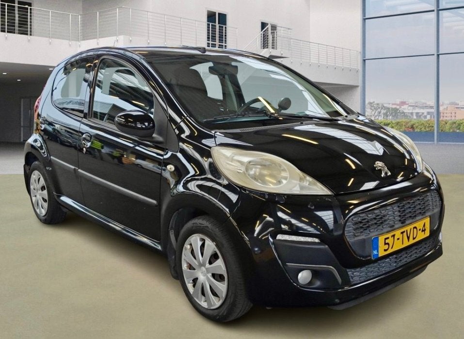 Peugeot 107 1.0 Envy | AIRCO | 50.908 km NAP | CV | ELEK.RAM, Auto's, Peugeot, Voorwielaandrijving, Euro 5, Stof, Gebruikt