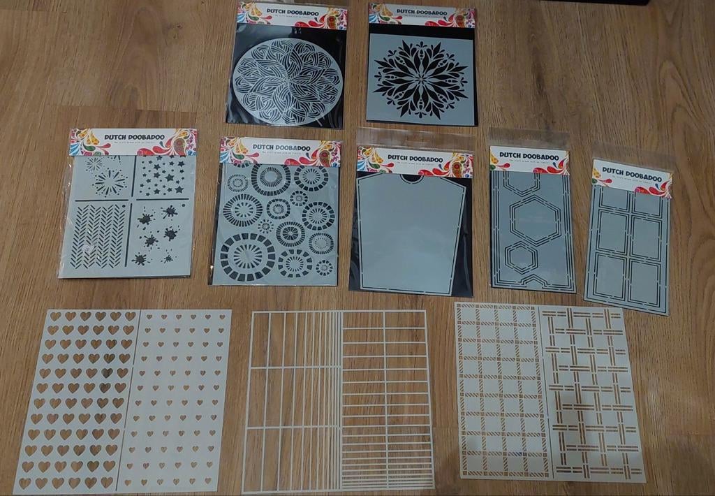 Pakketje dutch doobadoo stencils , nieuw op 1 na., Ophalen of Verzenden, Nieuw