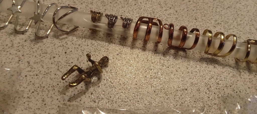 Oorklemmetje earcuff mannetje handje sterretje 3-rij manchet, Ophalen of Verzenden, Nieuw, Overige kleuren, Overige materialen