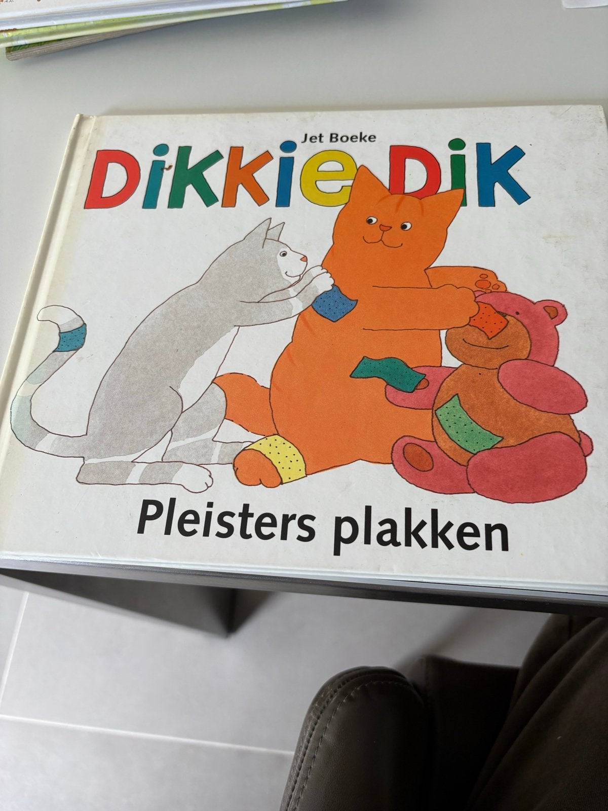 Dikkie Dik: Pleisters plakken - Jet Boeke, Gelezen, Fictie algemeen, Jongen of Meisje, Ophalen of Verzenden