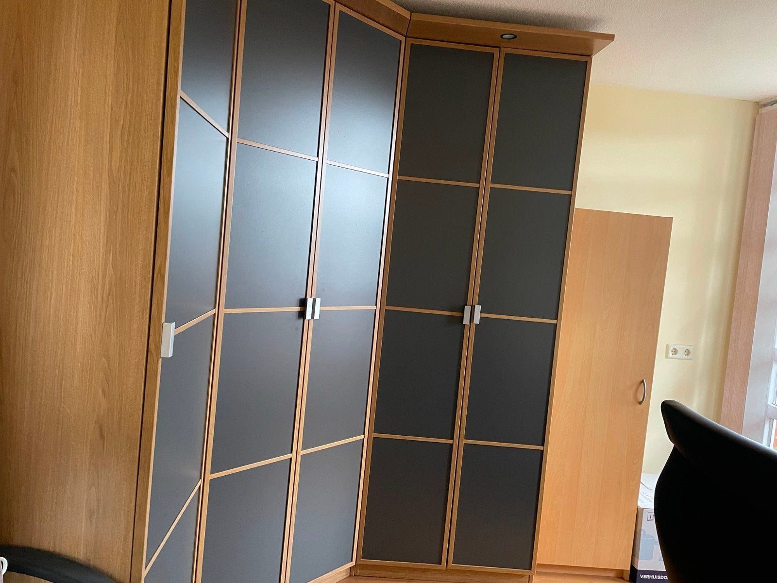 Hoekkast met deuren en planken - Gebruikt, Huis en Inrichting, Kasten | Kledingkasten, Ophalen, 100 tot 150 cm, 200 cm of meer