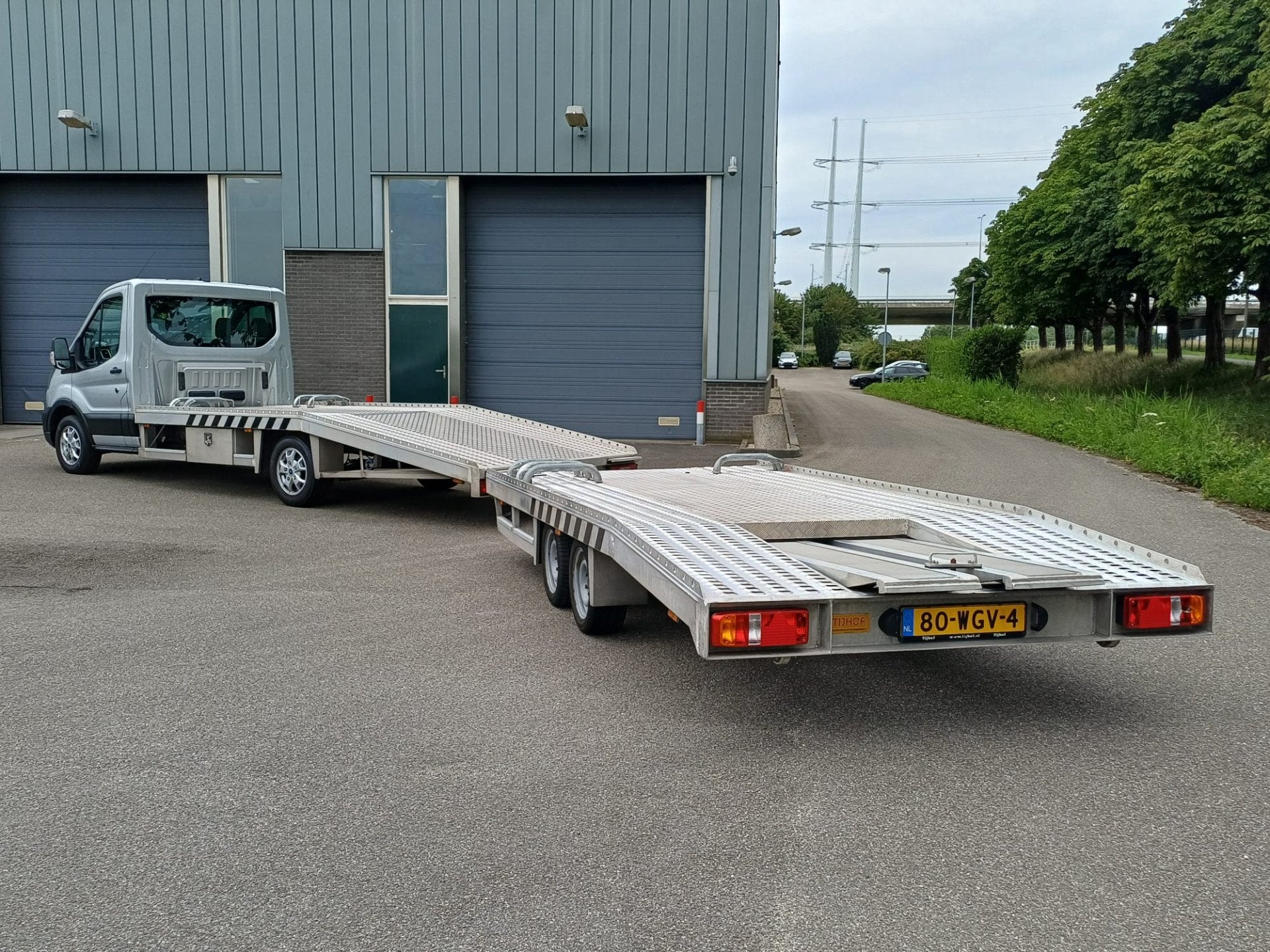 Ford Transit 350 2.0 TDCI AUTOMAAT OPRIJWAGEN 1400KG | AANHA, Auto's, Start-stop-systeem, 1995 cc, Euro 6, 4 cilinders