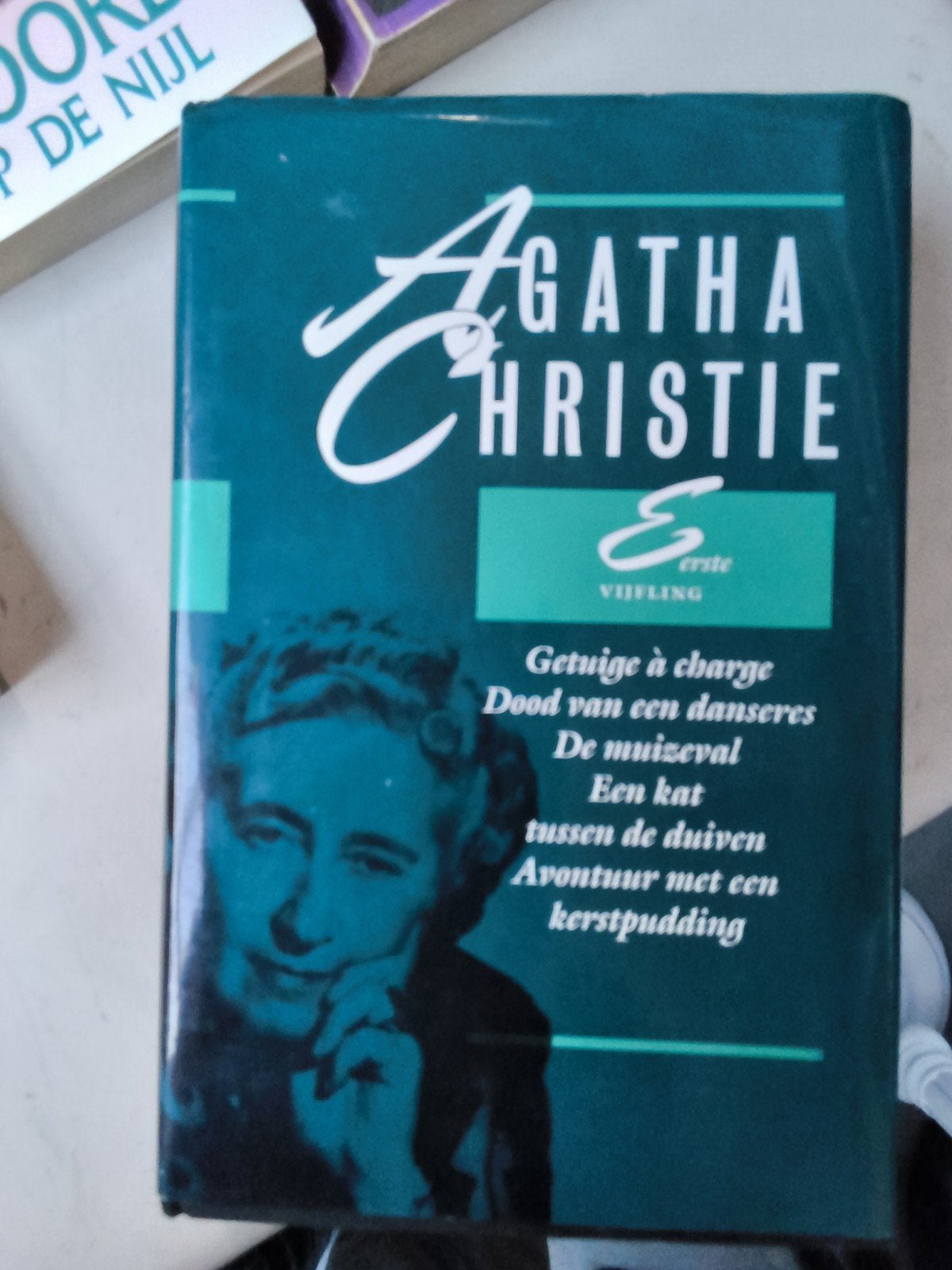 Agatha Christie - Eerste Vijfling (5 verhalen), Ophalen of Verzenden, Gelezen, Agatha Christie