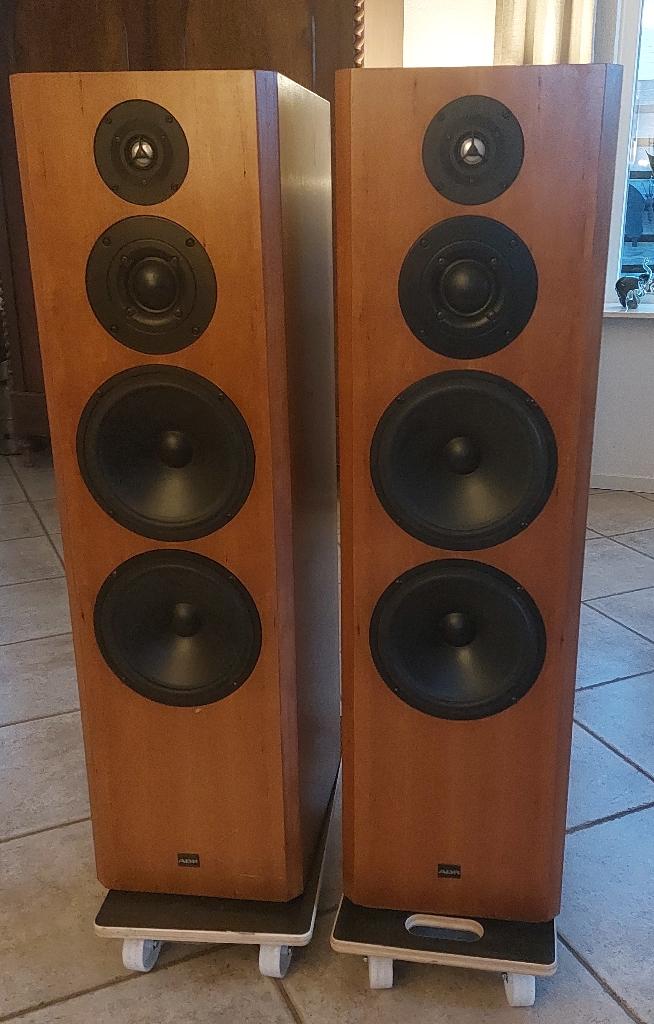 Vifa ADR format, Refurbished, 120 watt of meer, Front, Rear of Stereo speakers, Ophalen