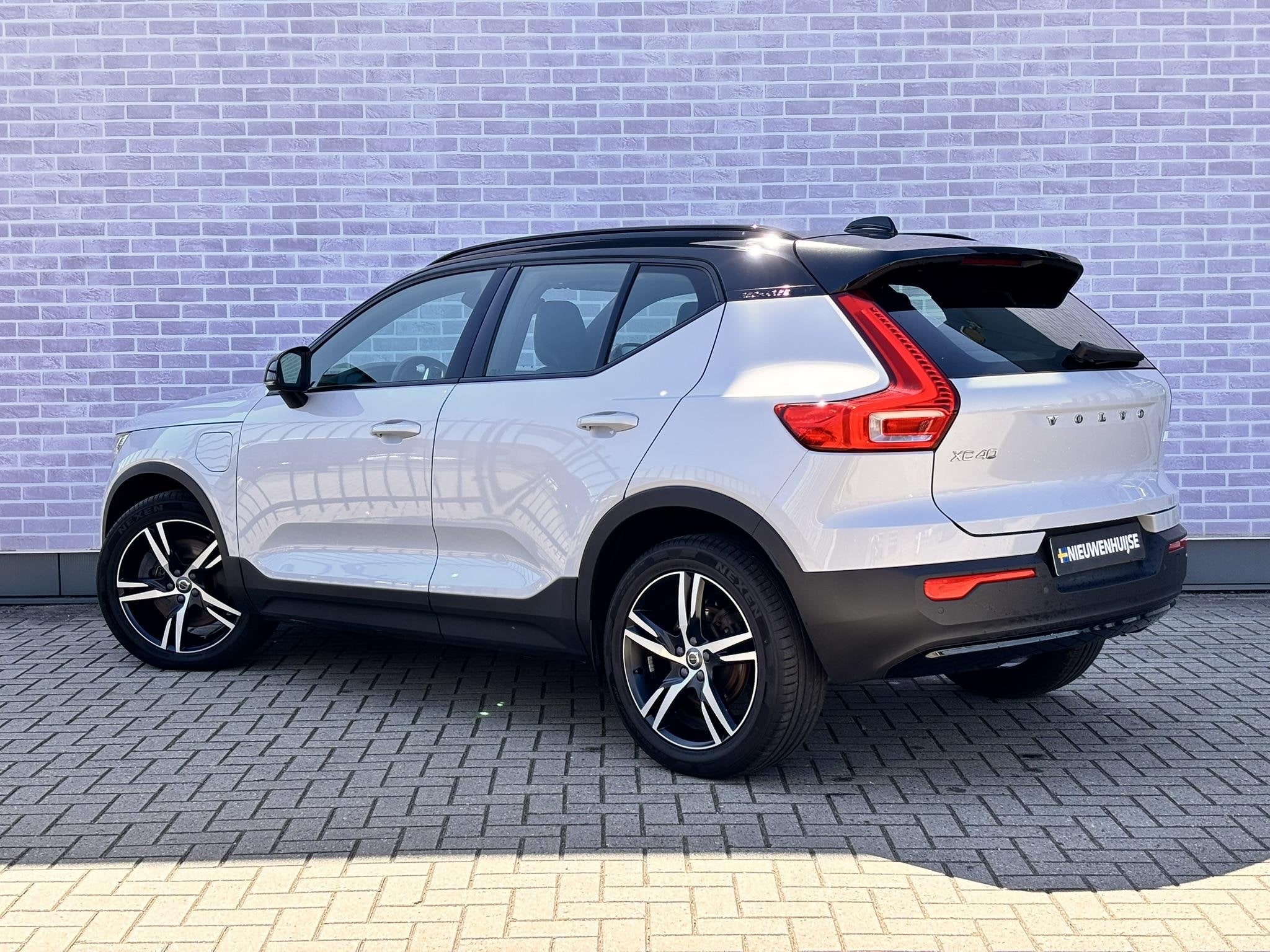 Volvo XC40 T5 Recharge R-Design | Plug-in Hybrid (PHEV) | Ac, Euro 6, 1712 kg, Automatische klimaatregeling, Hybride Elektrisch/Benzine