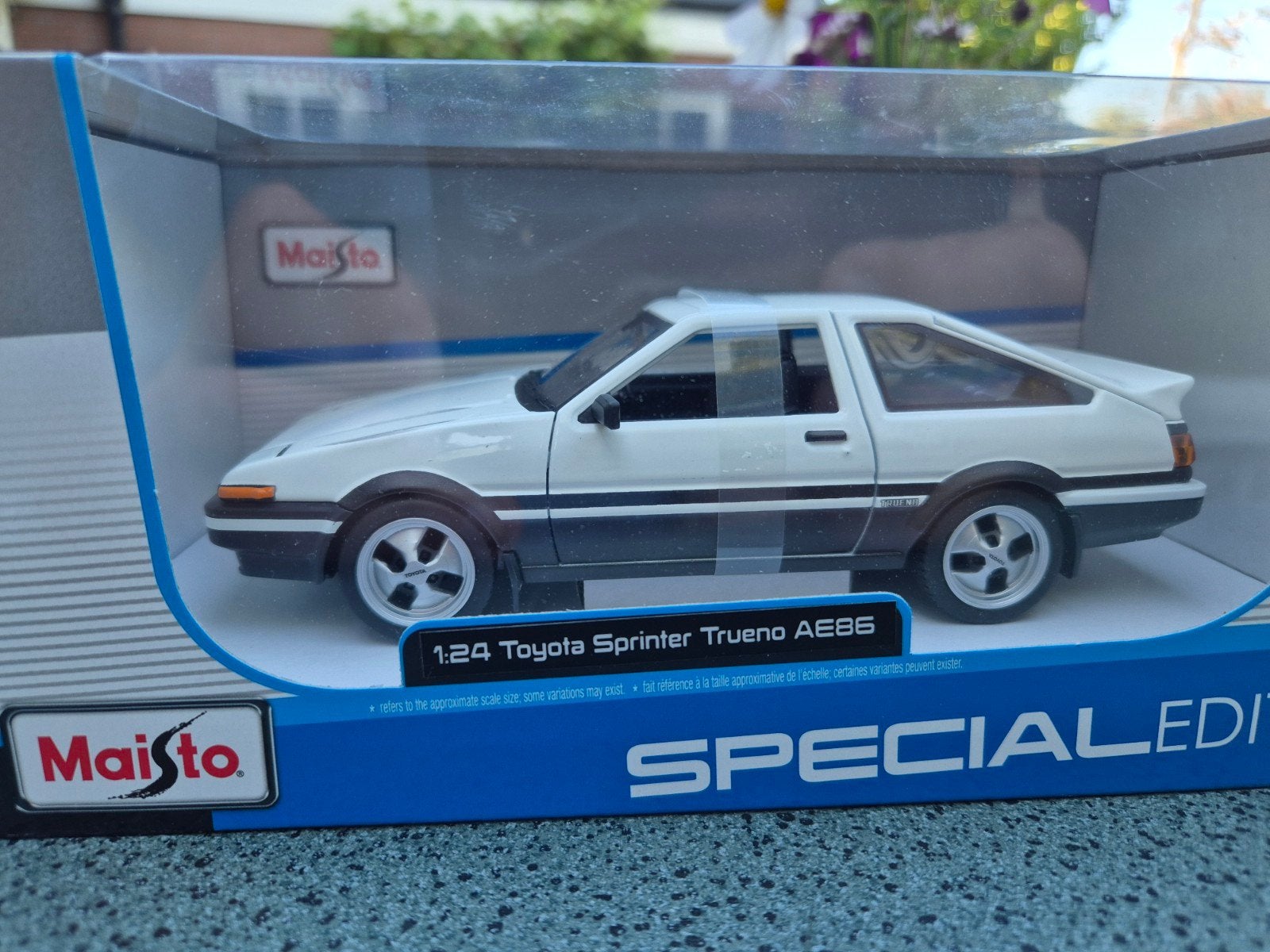 Toyota Sprinter Trueno AE86 Maisto 1:24 nieuw, Ophalen of Verzenden, Nieuw, Auto, Maisto