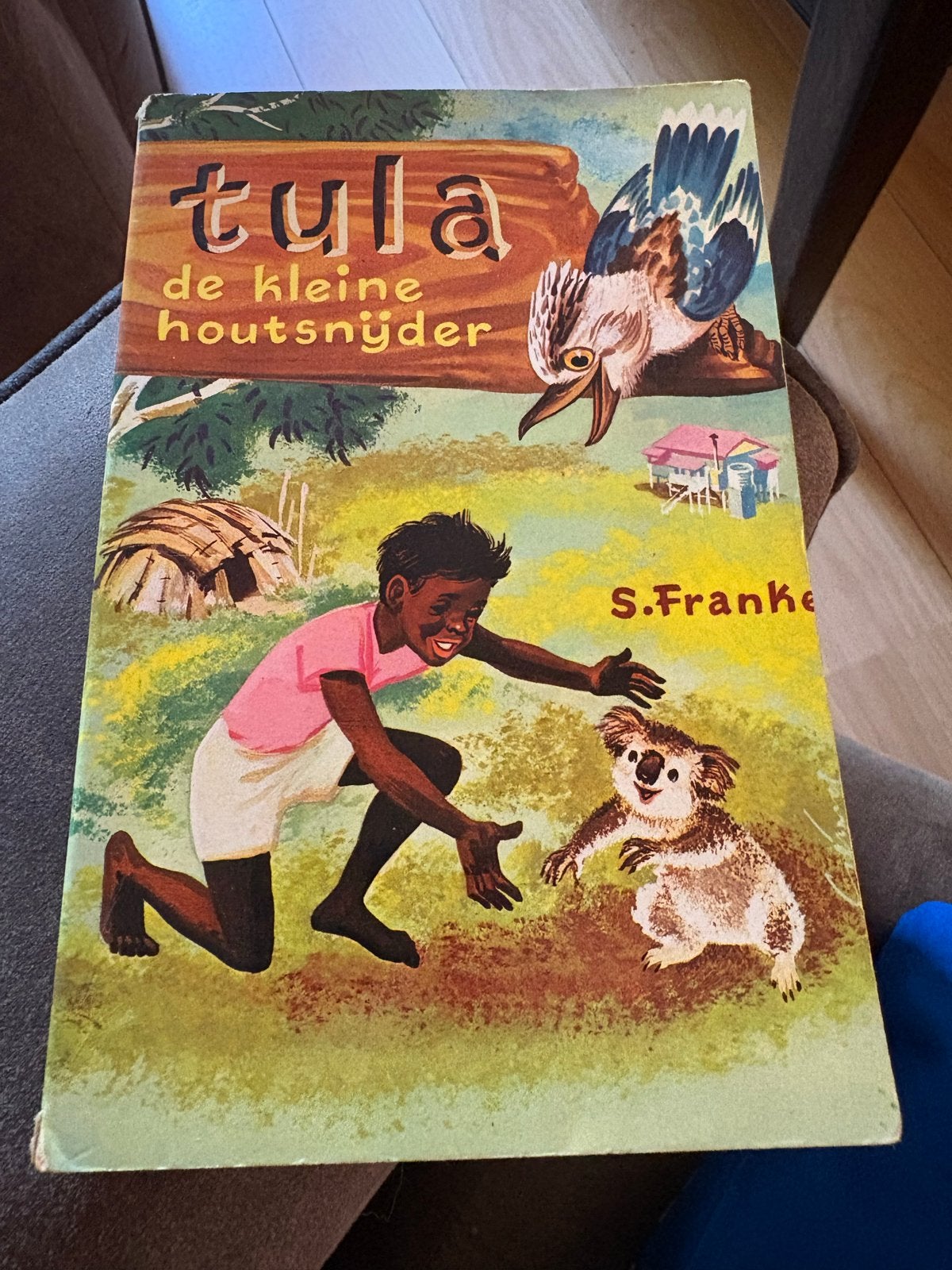 Tula, de kleine houtsnijder - Kluiman Kinderpockets, Ophalen of Verzenden, Gelezen, Fictie algemeen