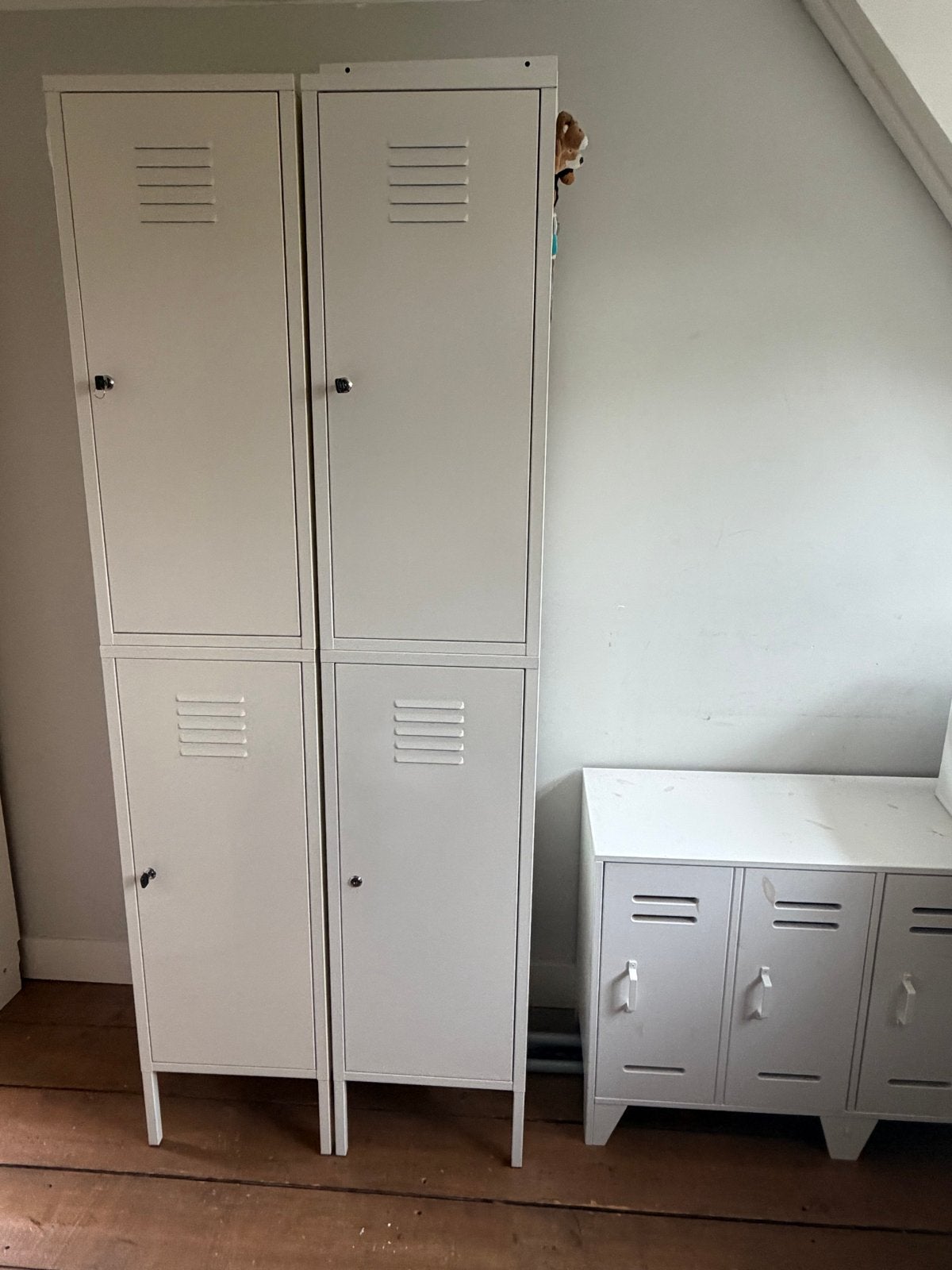 Ikea PS - Witte metalen lockerkast - 2 stuks, Ophalen, Gebruikt
