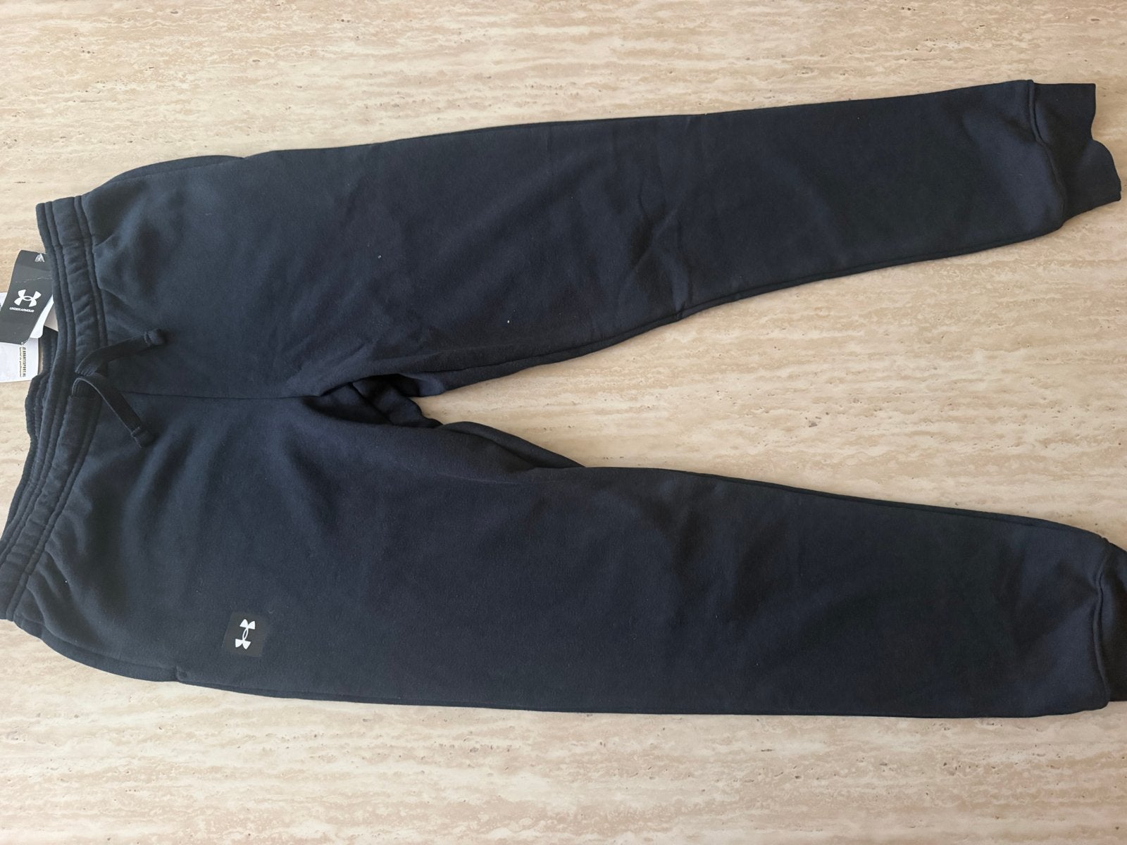 Under Armour joggingbroek - Nieuw met kaartjes, Verzenden, Nieuw, Jongen of Meisje, Broek