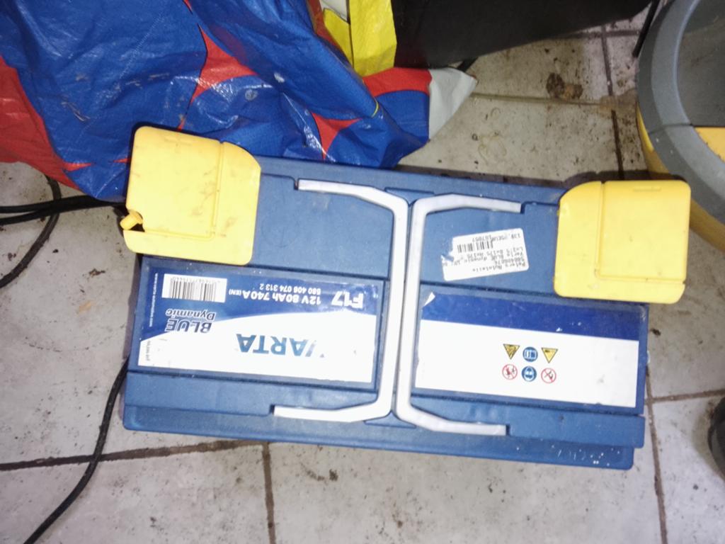 Defecte accu 10 euro, Auto-onderdelen, Ophalen of Verzenden, Overige merken