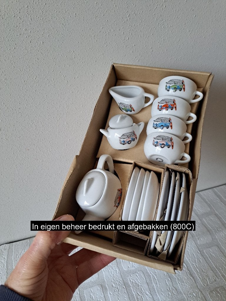 Kinderservies met Volkswagen bussen, porselein 26x15x10.5cm, Ophalen of Verzenden, Nieuw, Auto's