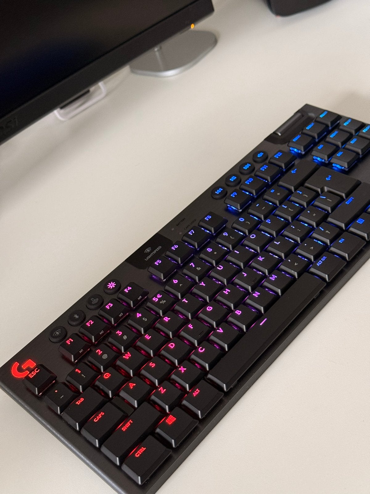 Logitech G915 TKL Lightspeed Gaming Toetsenbord QWERTY, Ophalen of Verzenden, Zo goed als nieuw, Draadloos, Qwerty