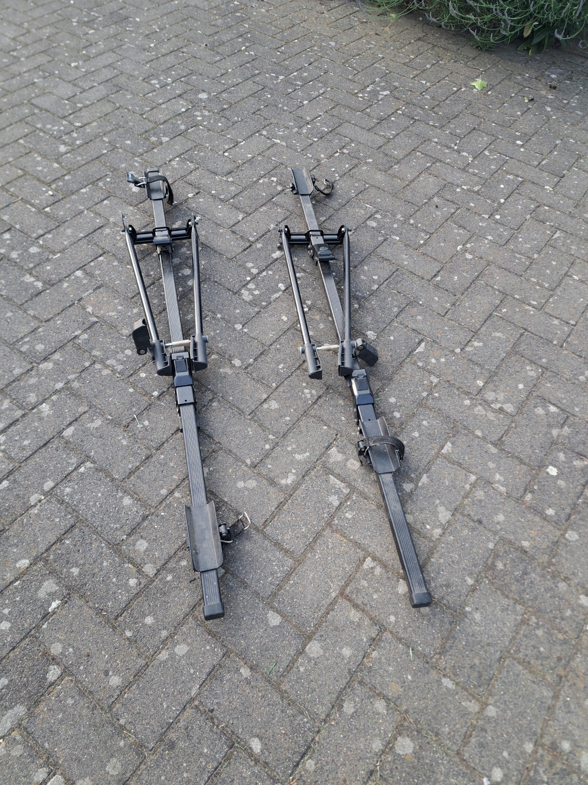 2x fietsendakdrager thule., Ophalen