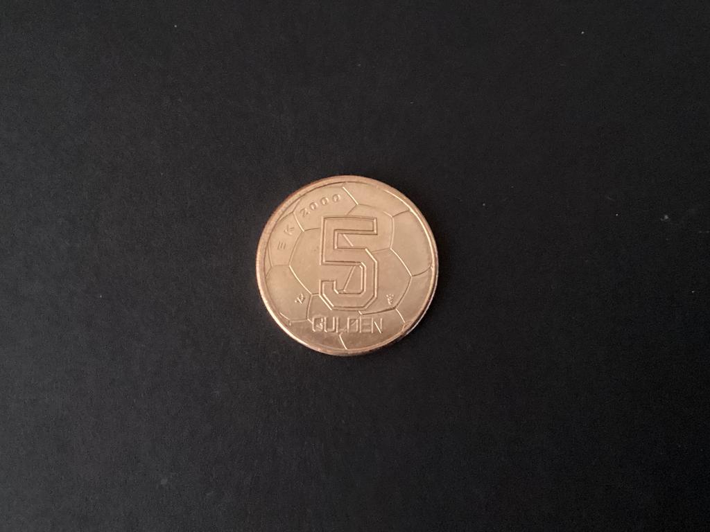 Vijfguldenmunt, Voetbalmunt, EK 2000 met Beatrix, Ophalen of Verzenden, Koningin Beatrix, 5 gulden, Losse munt