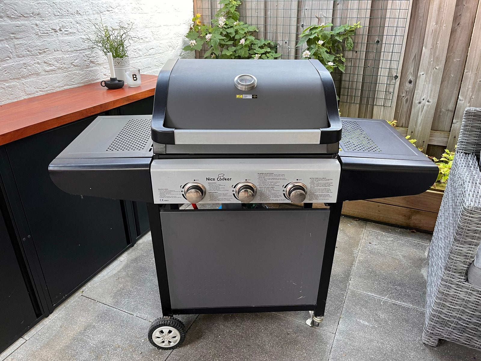 Bbq Gas barbecue Tucson met 3 branders en zijtafels, Ophalen, Gebruikt