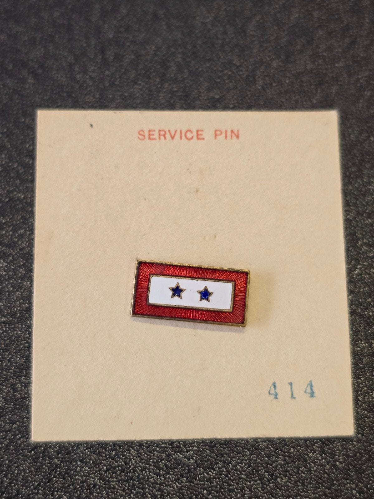 WWII US "son in service" 2 star sweetheart, Ophalen of Verzenden, Amerika, Embleem of Badge