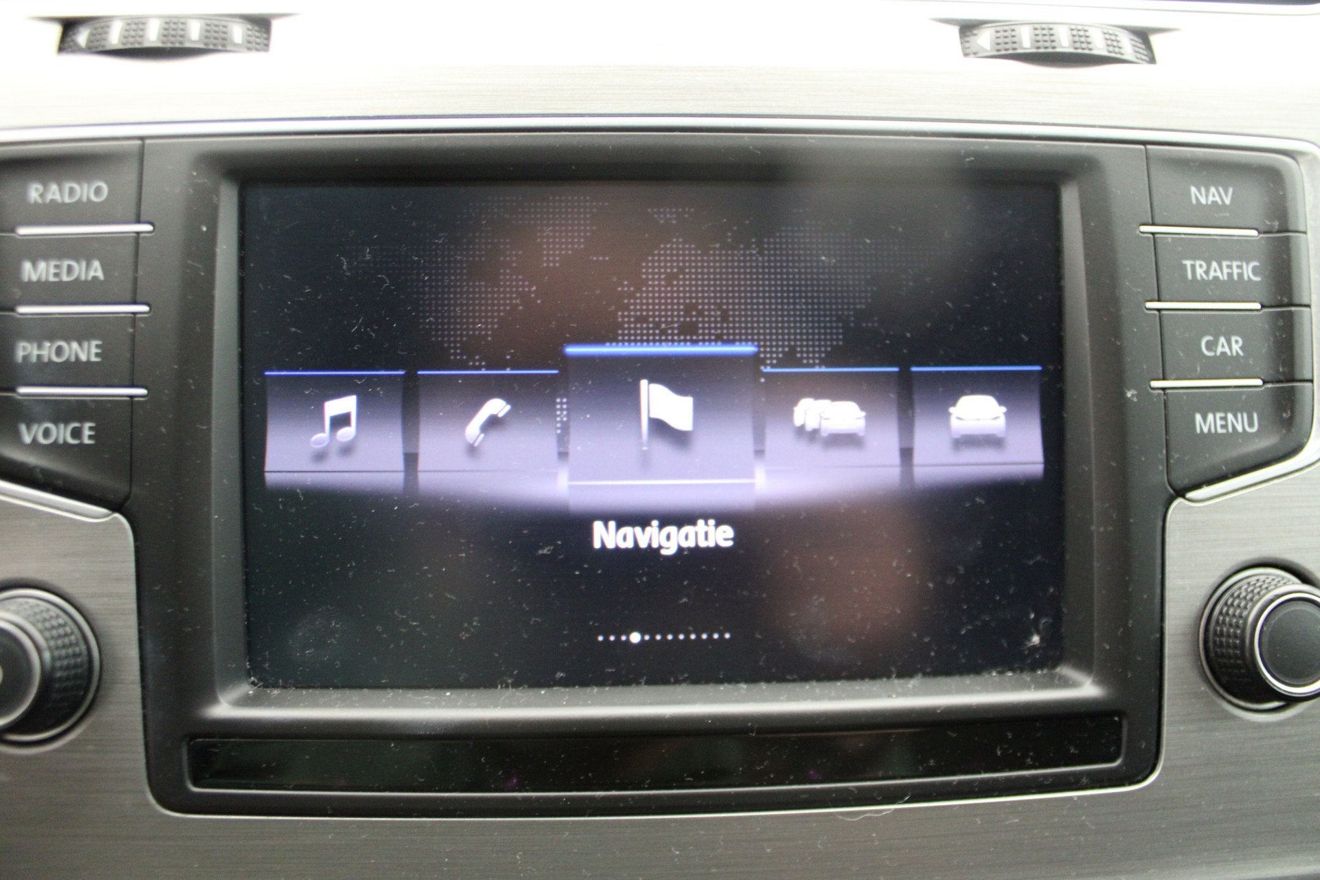 Foto 24 van Volkswagen Golf 1.0 TSI Comfortline keurige 5-deurs met klim