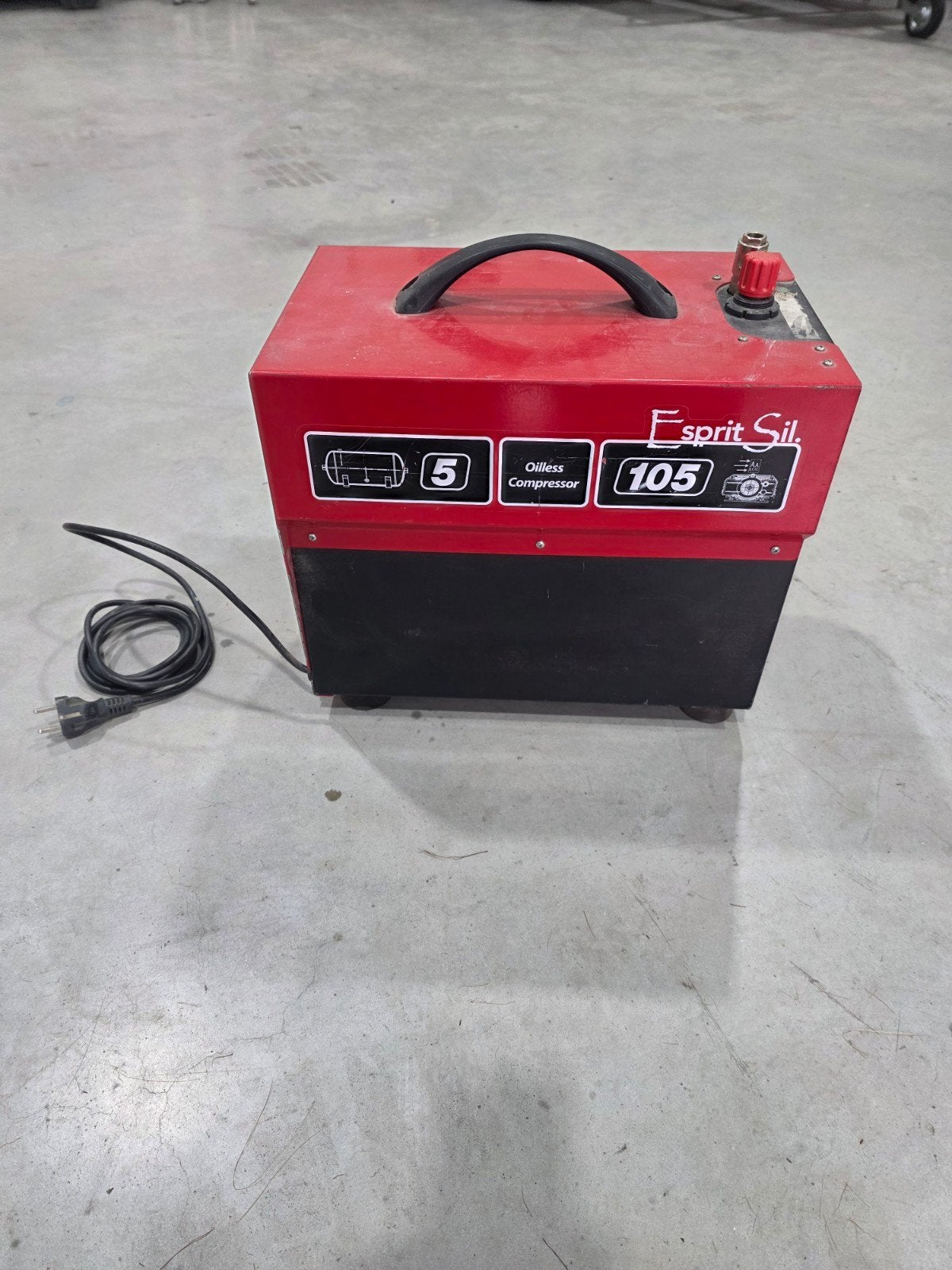 Airmec Esprit Sil 105 Olievrije Compressor, Ophalen, Gebruikt, 10 bar of meer, Minder dan 200 liter/min