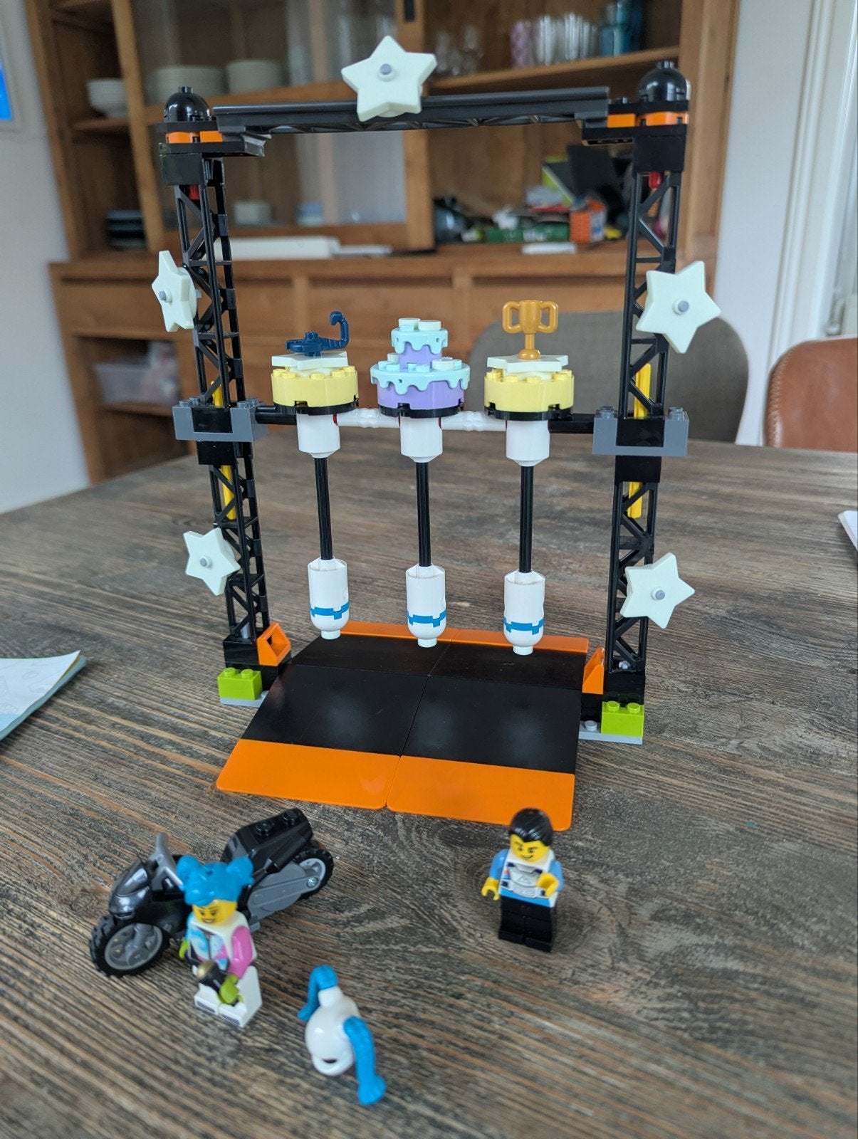 Lego City Stuntz Stuntmotor Set 60341 - Compleet met boekje, Ophalen of Verzenden, Zo goed als nieuw