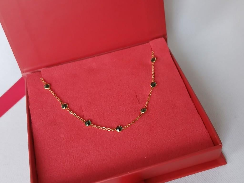 Prachtige vergulde armband met smaragden., Overige materialen, Nieuw, Ophalen of Verzenden, Met edelsteen