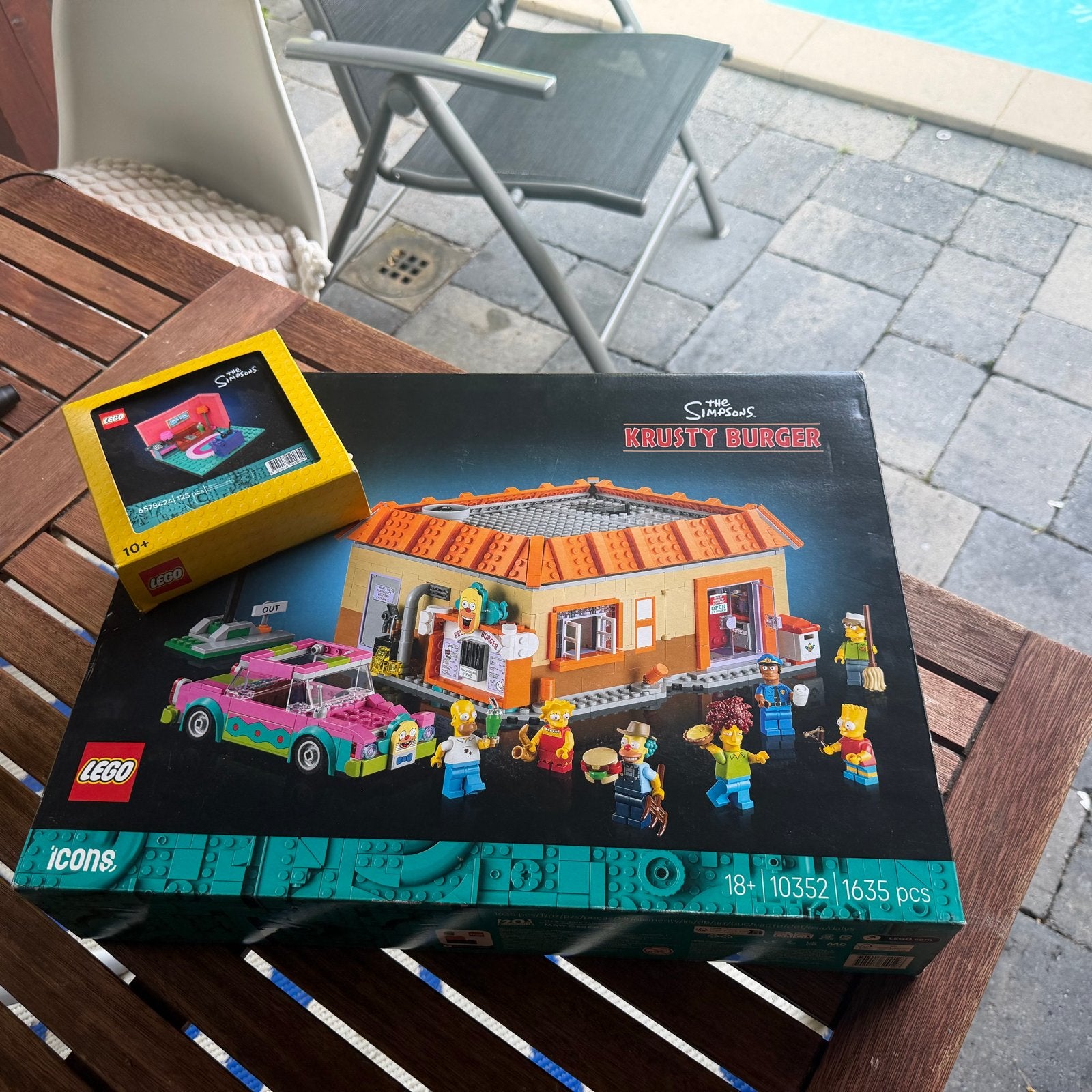 LEGO The Simpsons Krusty Burger Set 10352 + Cadeau, Ophalen, Overige thema's, Lego, Nieuw