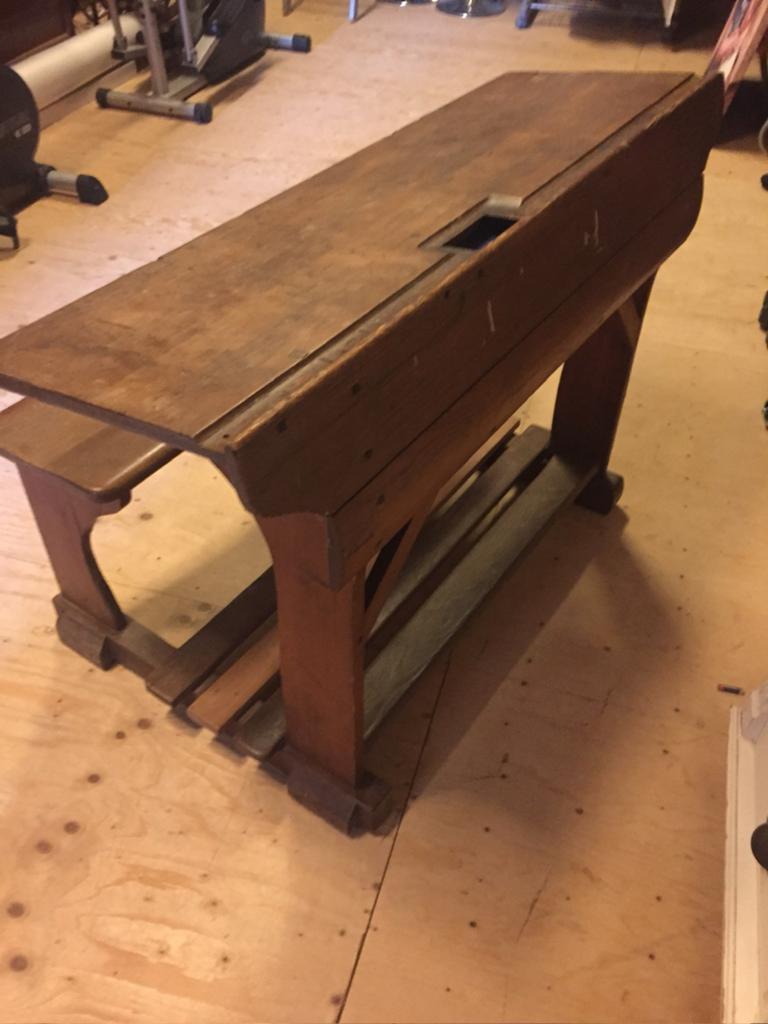 Antieke houten schoolbank met lessenaar, Ophalen of Verzenden