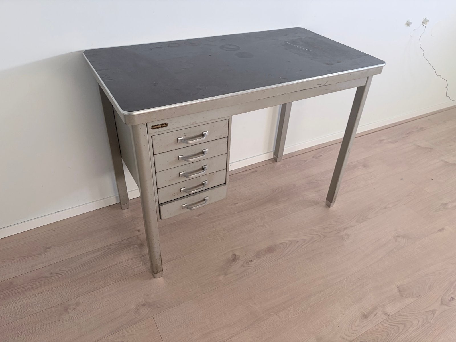 Vintage Ahrend-Oda typistenbureau / industrieel design ‘60, Ophalen, Gebruikt, Met lades, Metaal