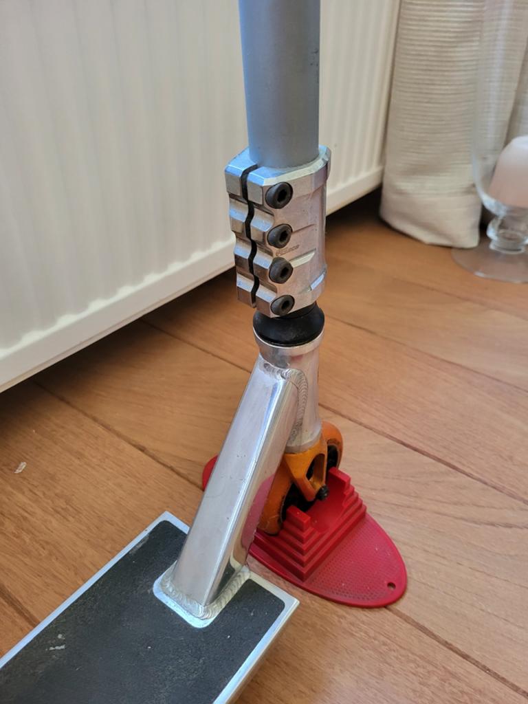 Stuntstep Chilli custom made, Ophalen, Zo goed als nieuw, Gewone step, Chilli Pro Scooter