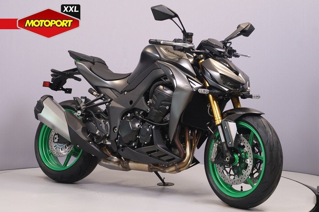 Kawasaki Z 1100 SE, Motoren, Bedrijf, Naked bike