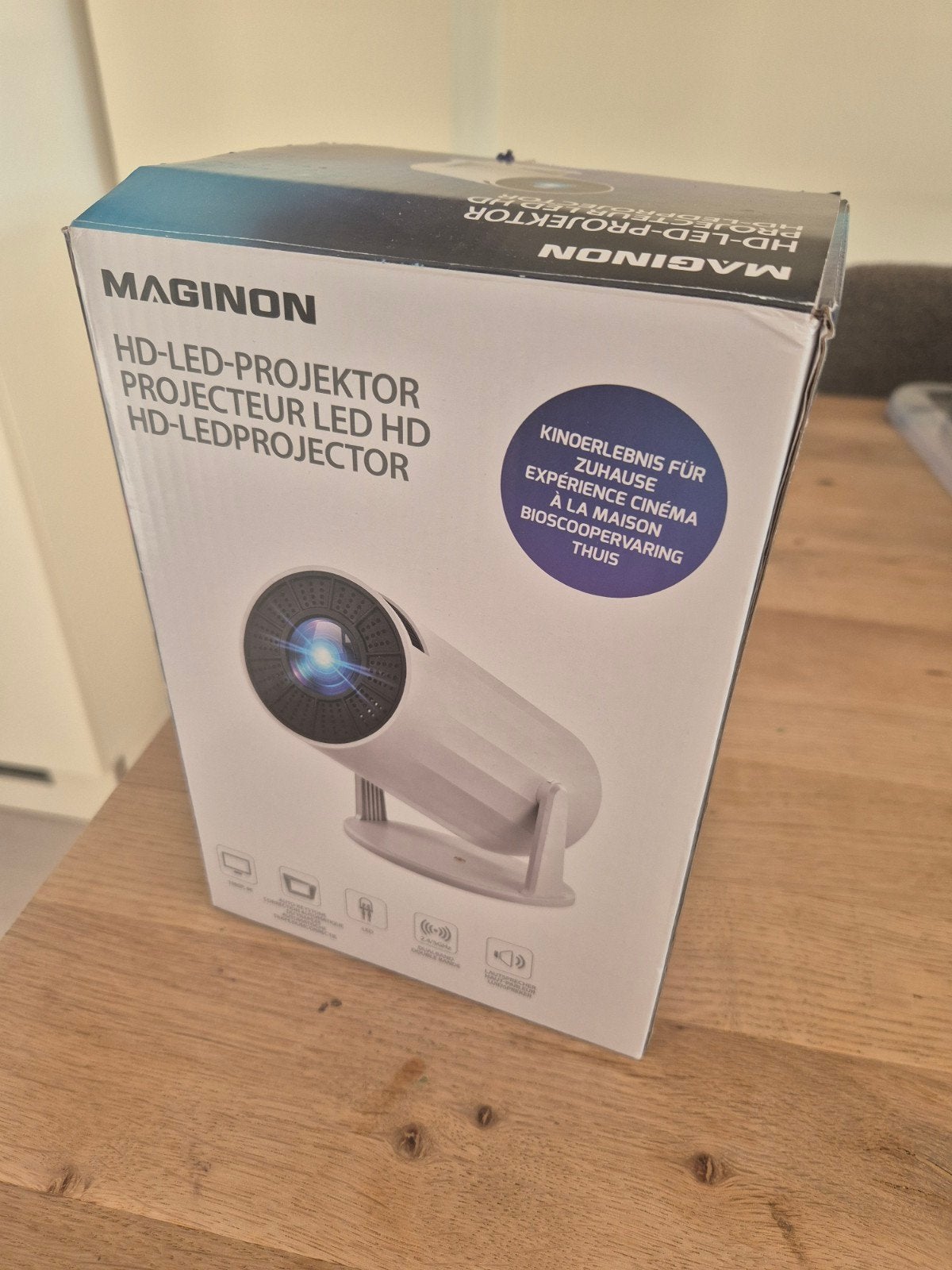 nieuw Maginon HD LED projector, Ophalen of Verzenden, Nieuw
