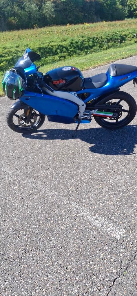 Aprilia rs 50, Fietsen en Brommers, Ophalen, Gebruikt, Overige modellen, Maximaal 45 km/u