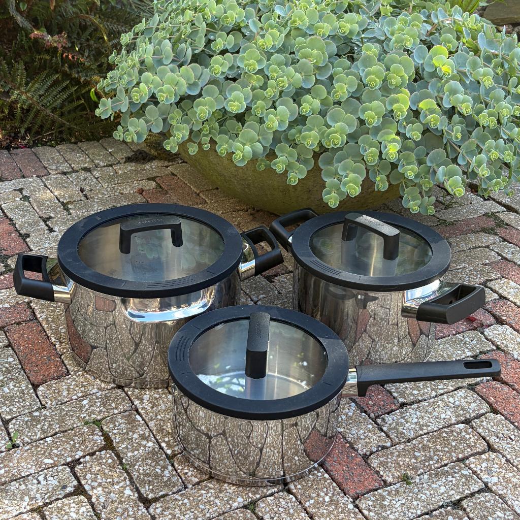 BergHOFF 3-delige pannenset met Downdraft, Huis en Inrichting, Keuken | Potten en Pannen, Pannenset, Ophalen of Verzenden, Zo goed als nieuw