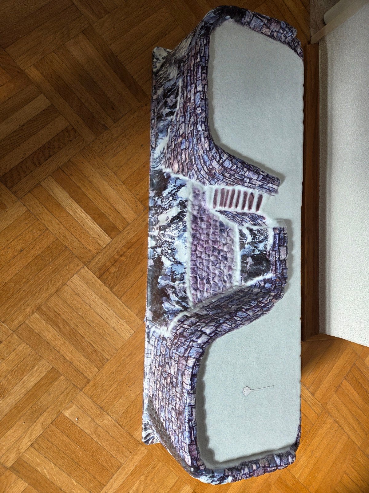 MyVillage Rots Berg Decoratie - 77 cm, Diversen, Ophalen, Zo goed als nieuw