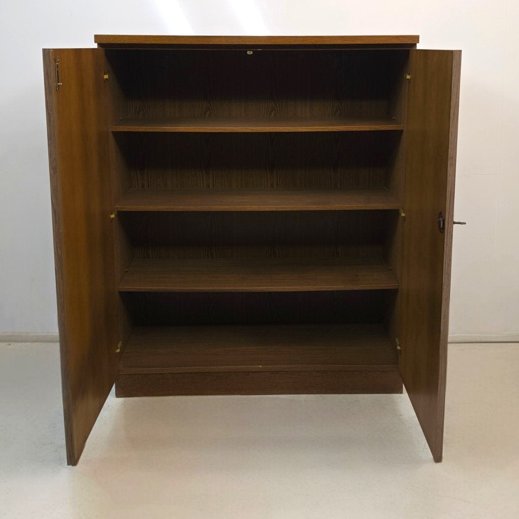 Bartels brutalist kast jaren 70 eikenhout mid century, Huis en Inrichting, Kasten | Wandmeubels, Ophalen, Met plank(en), Gebruikt