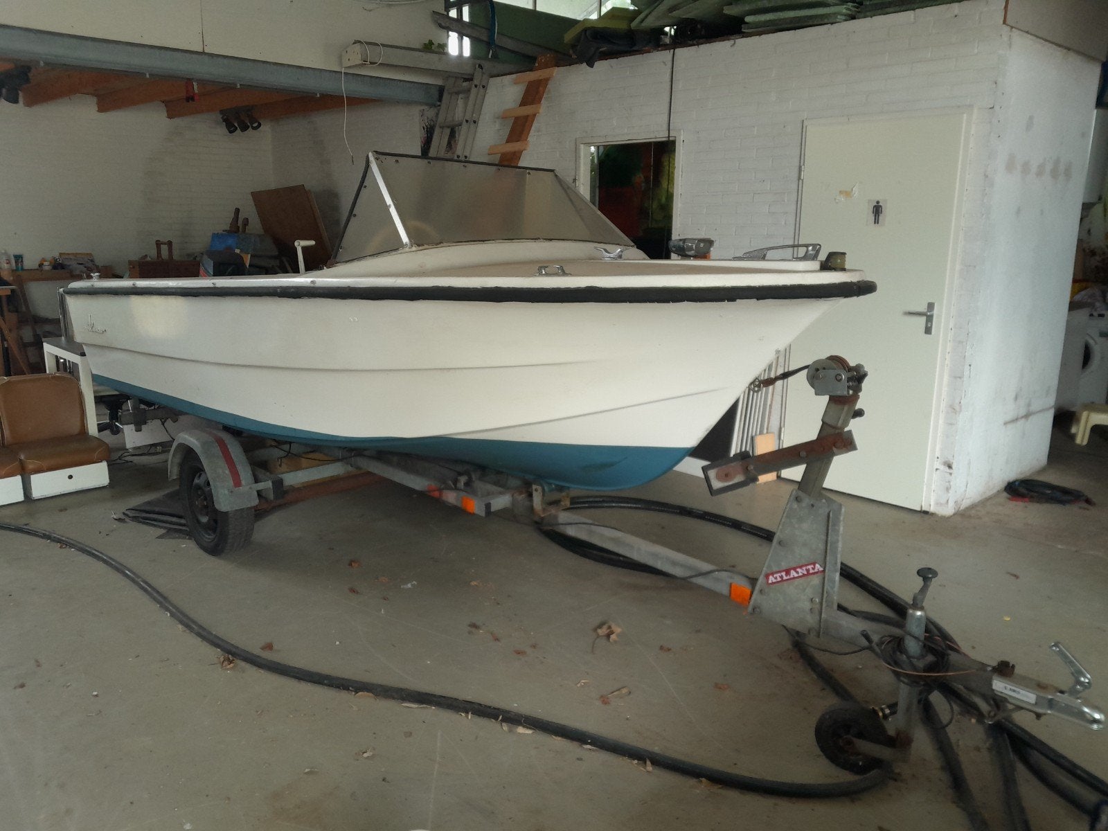 Almar Speedboot met Yamaha 25 pk buitenboordmotor en trailer, Benzine, Overige merken, Gebruikt, Buitenboordmotor