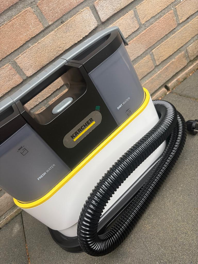 Karcher tapijtreiniger (bank, auto ect) TE HUUR, Ophalen, Nieuw, Stoomreiniger