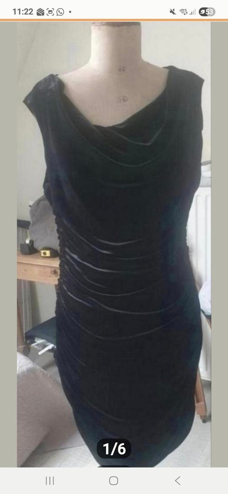 Mooie fluwelen jurk gevoerd ,2de vd helft, Kleding | Dames, Maat 38/40 (M), Zwart, Ophalen of Verzenden, Zo goed als nieuw