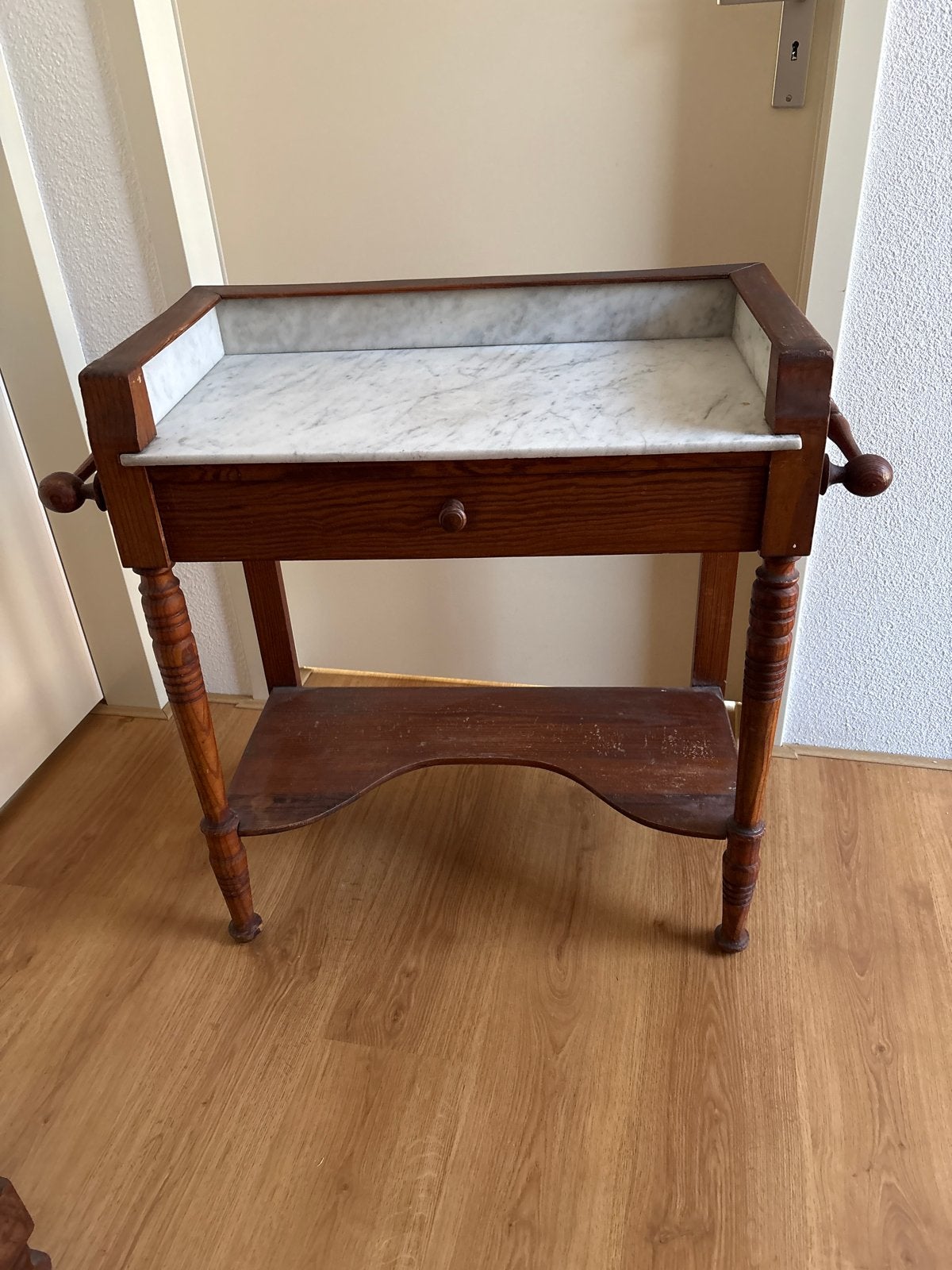 Antieke bijzettafel met marmeren blad en lade, Ophalen