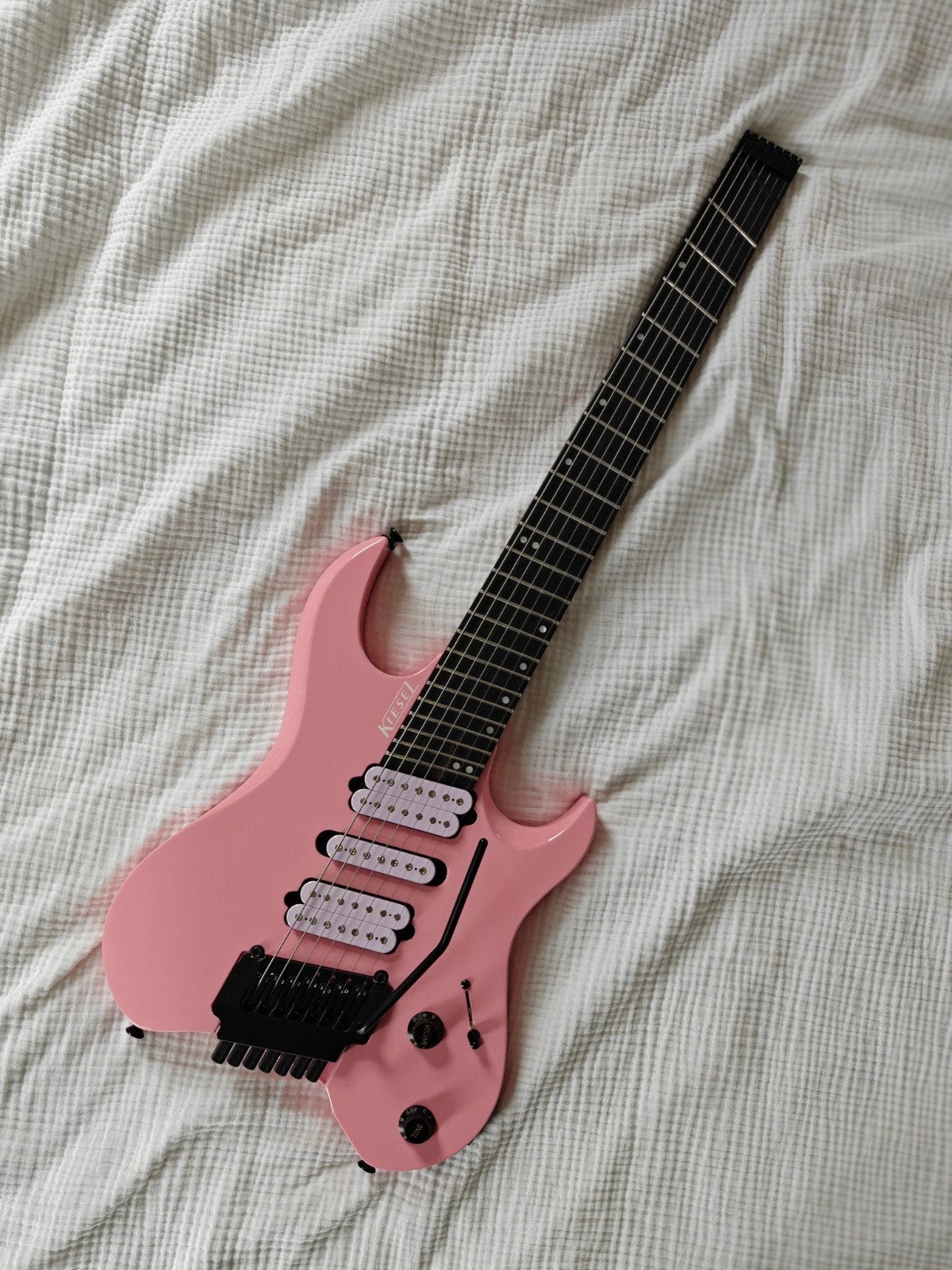 Kiesel Vader V7X Headless Multiscale 7-String (HSH) Guitar, Muziek en Instrumenten, Ophalen of Verzenden, Zo goed als nieuw, Solid body